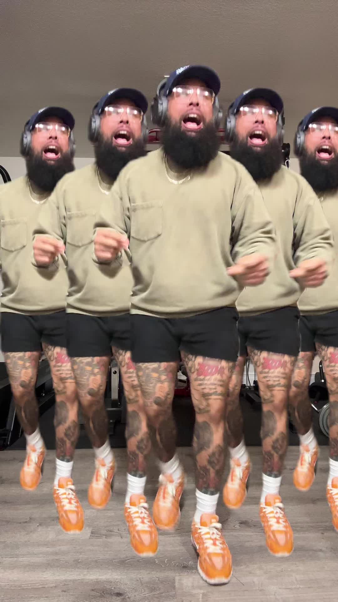 @JohnMiSO