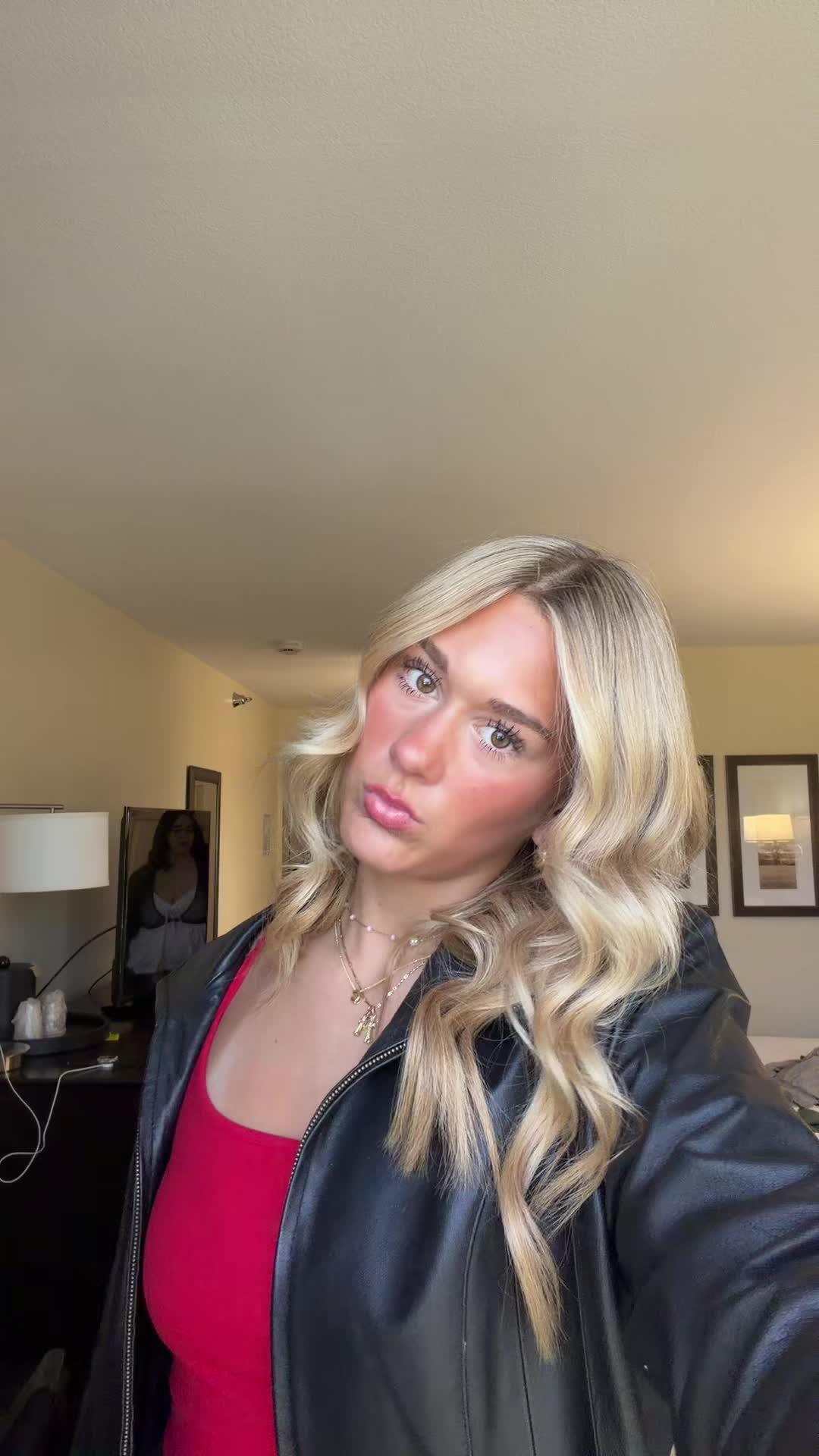 @️