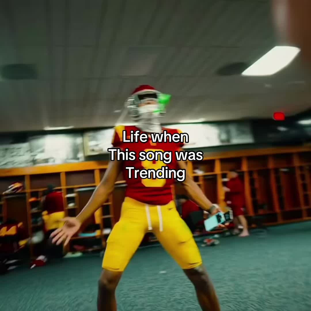 @𝔇𝔒𝔐👑