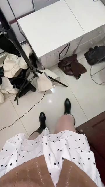 @Silk_n_pussy