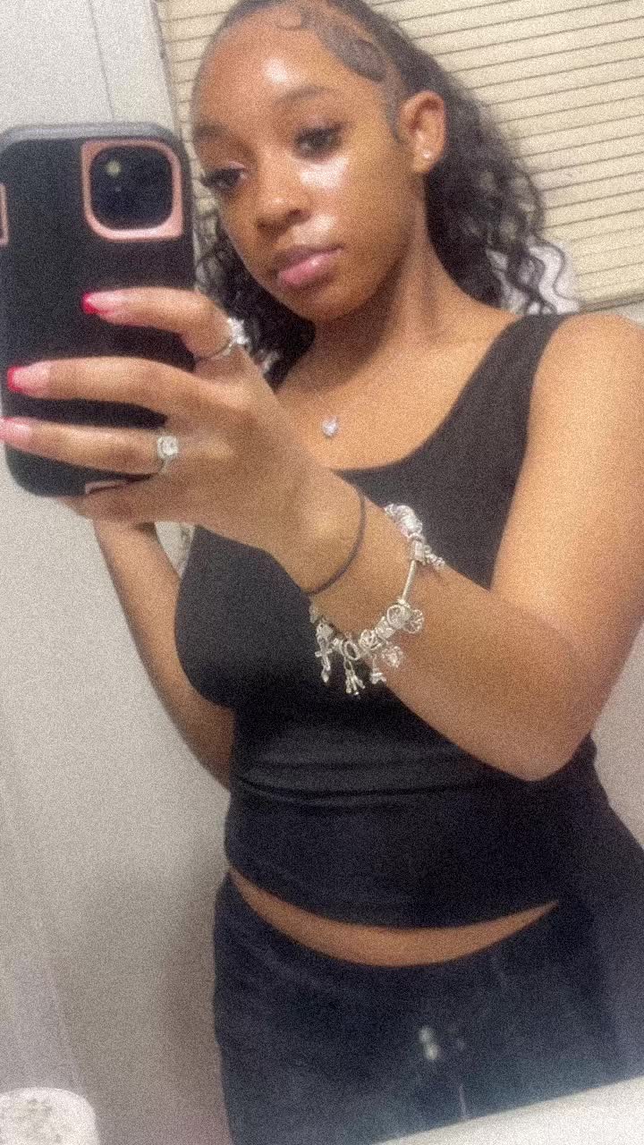 @Kaykay🌺.