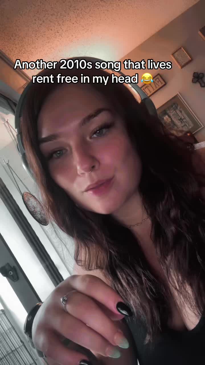 @TheStormIsReading
