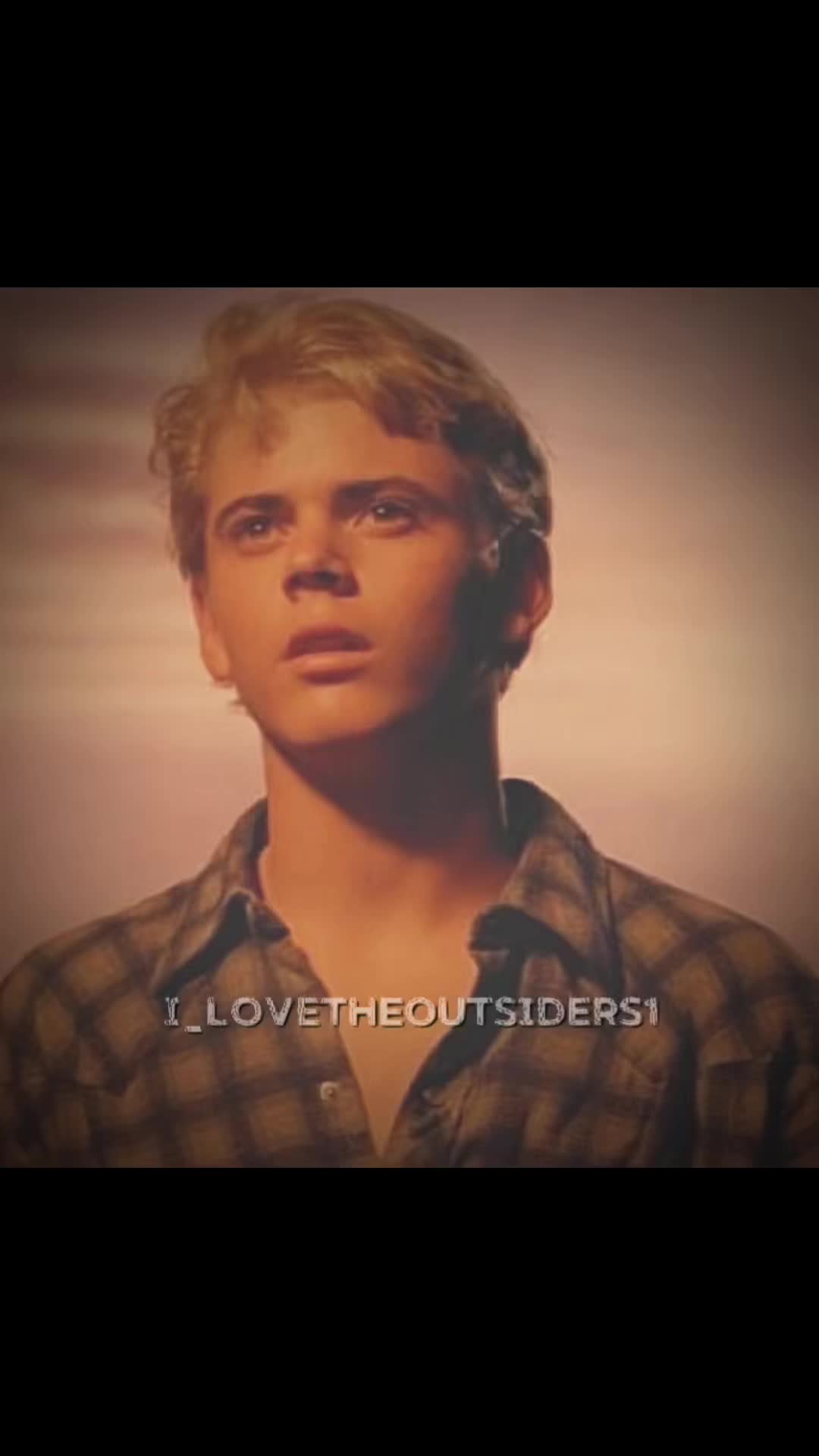 @i_lovetheoutsiders1
