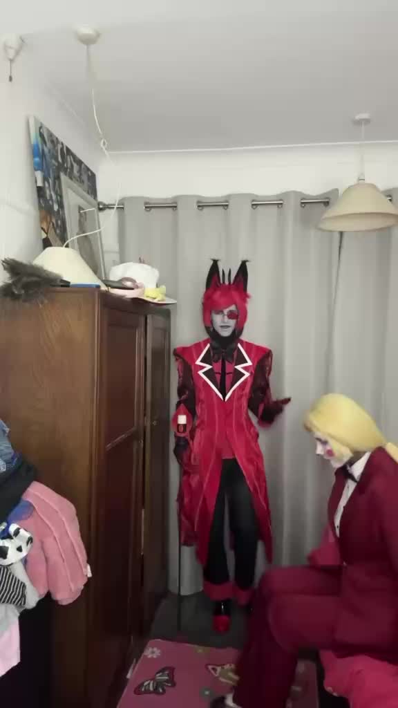 @vox/Alastorcosplay12345