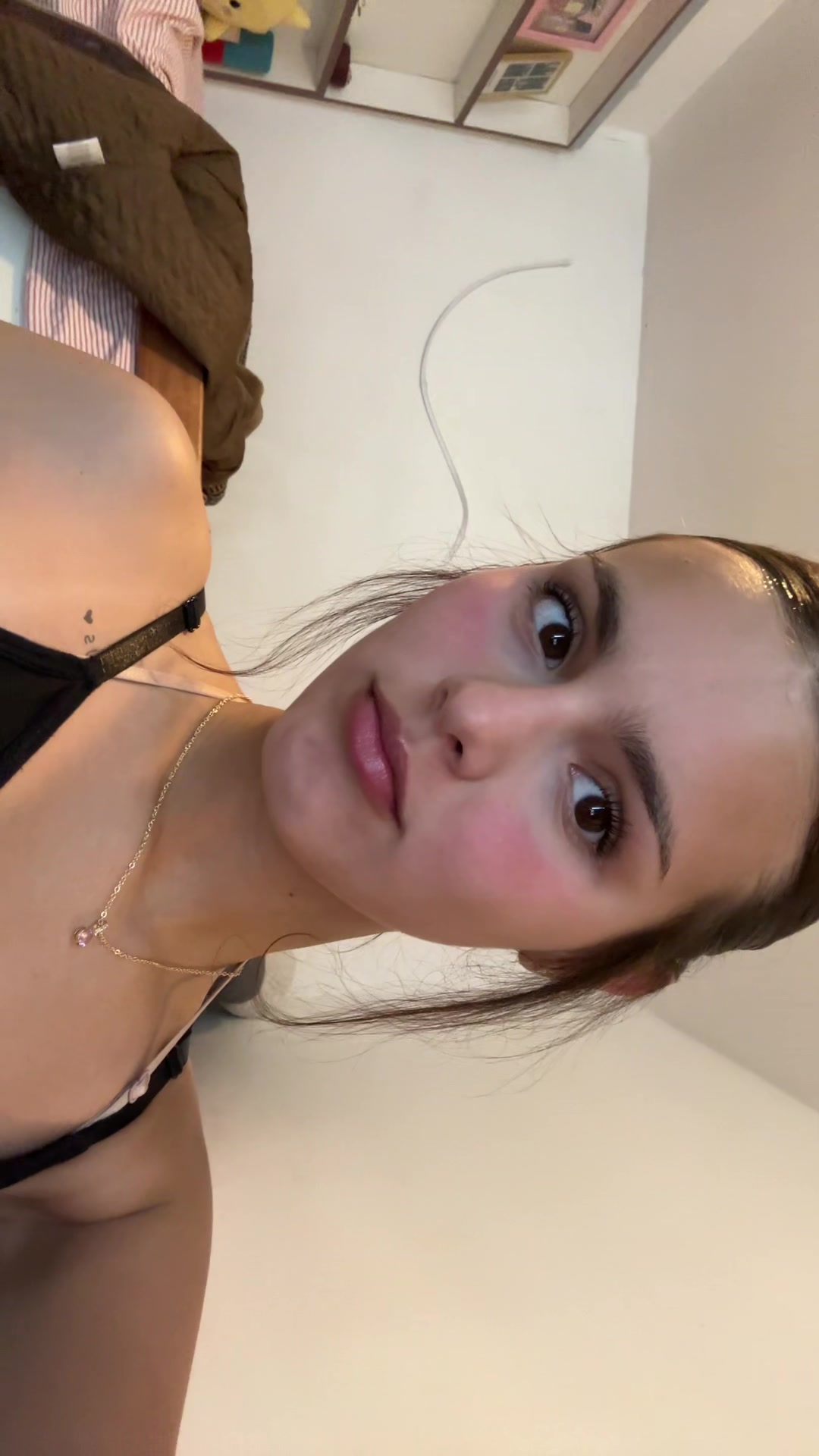 @𝐽𝑎𝑧🫀