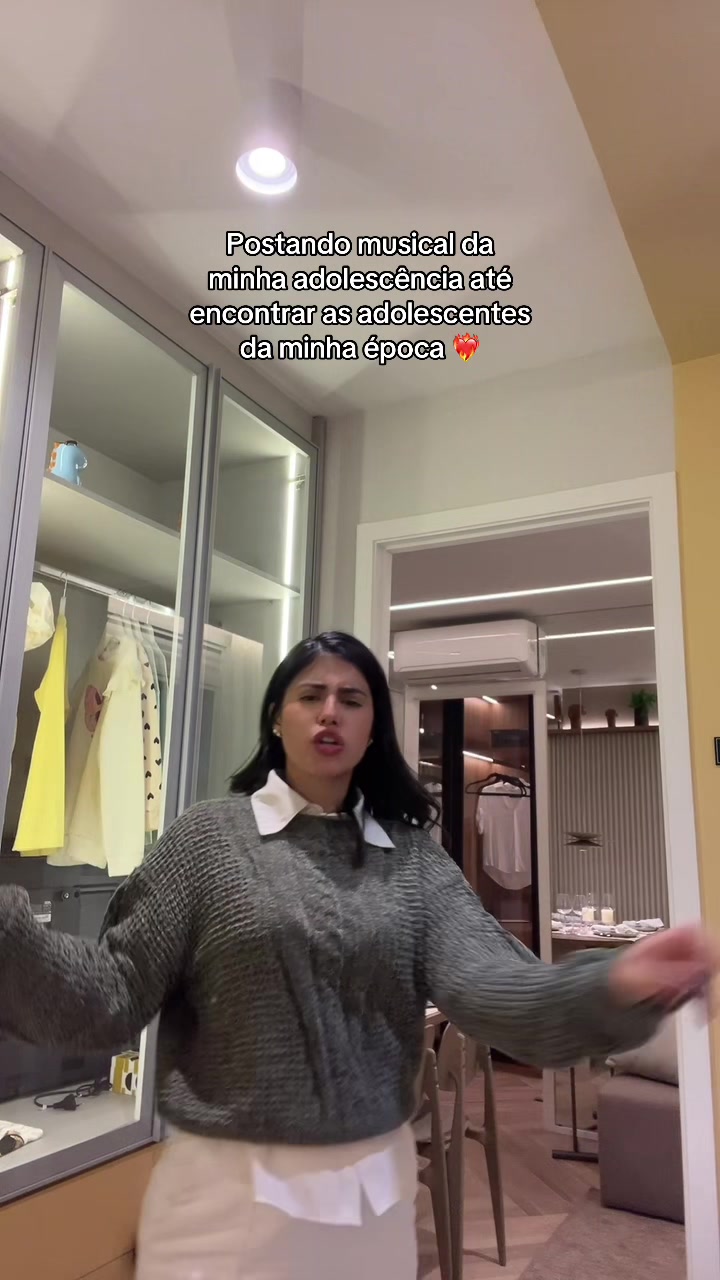 @Fernanda Andrade 🧨
