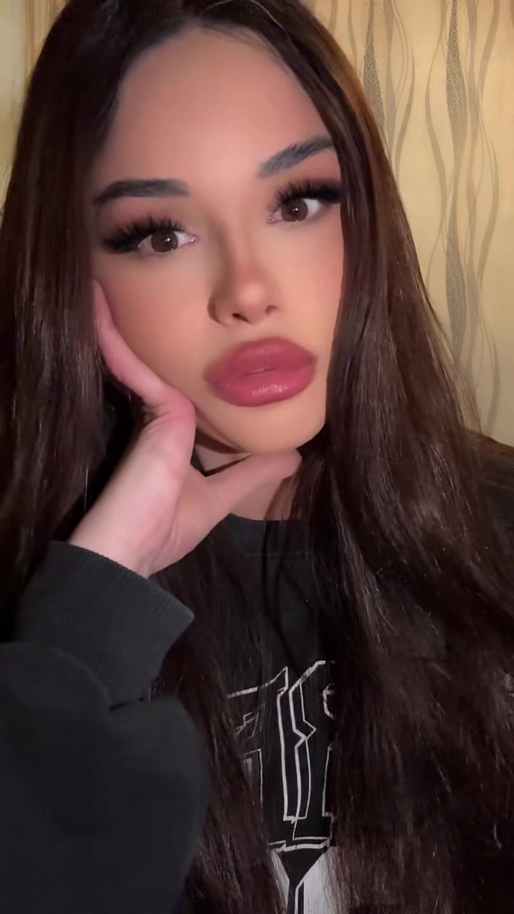 @Lady 777