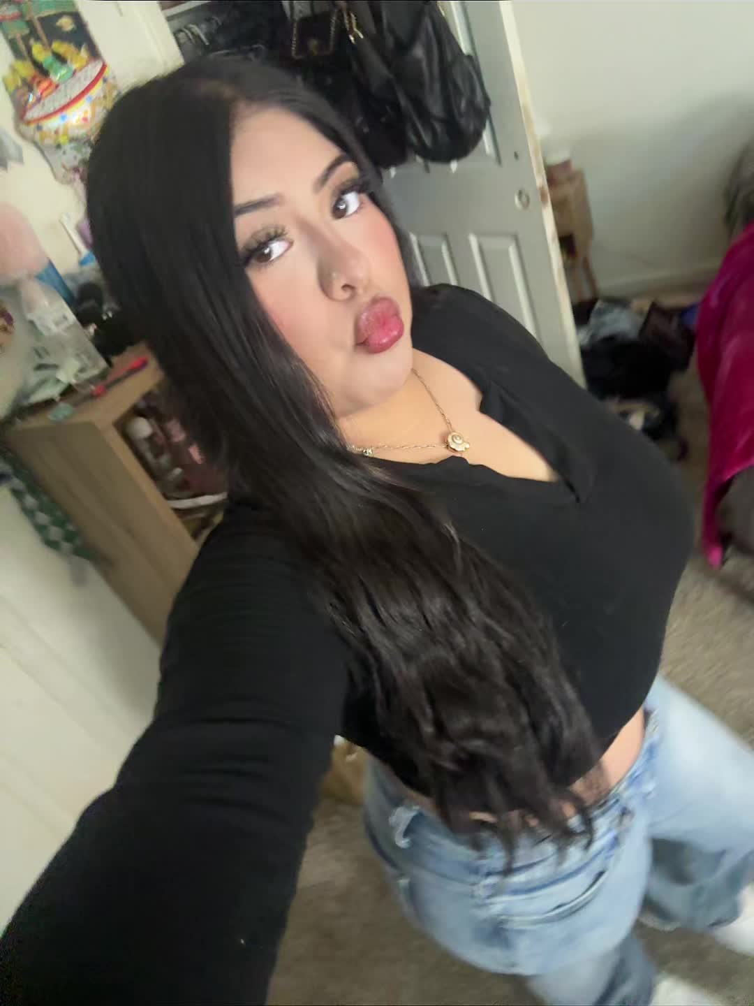 @lani________