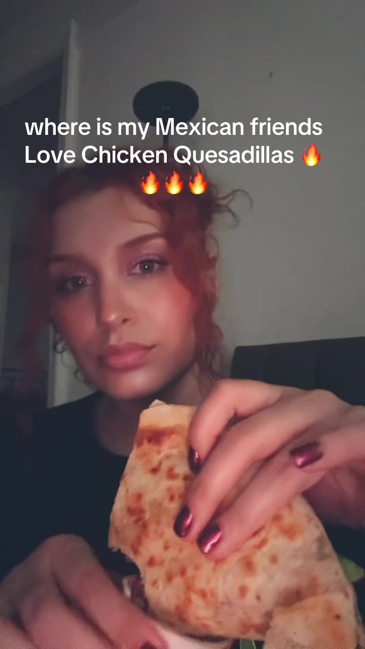 @RoxyJ🩻