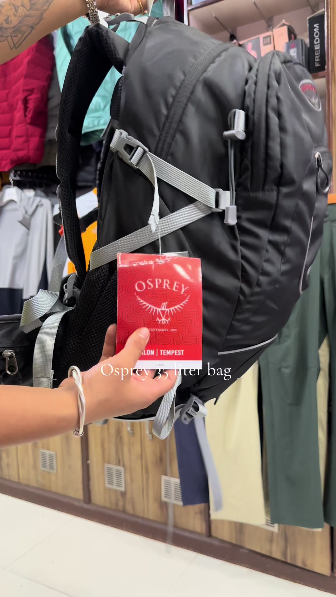 @LAKE FEWA TREKKING SHOP 🧿