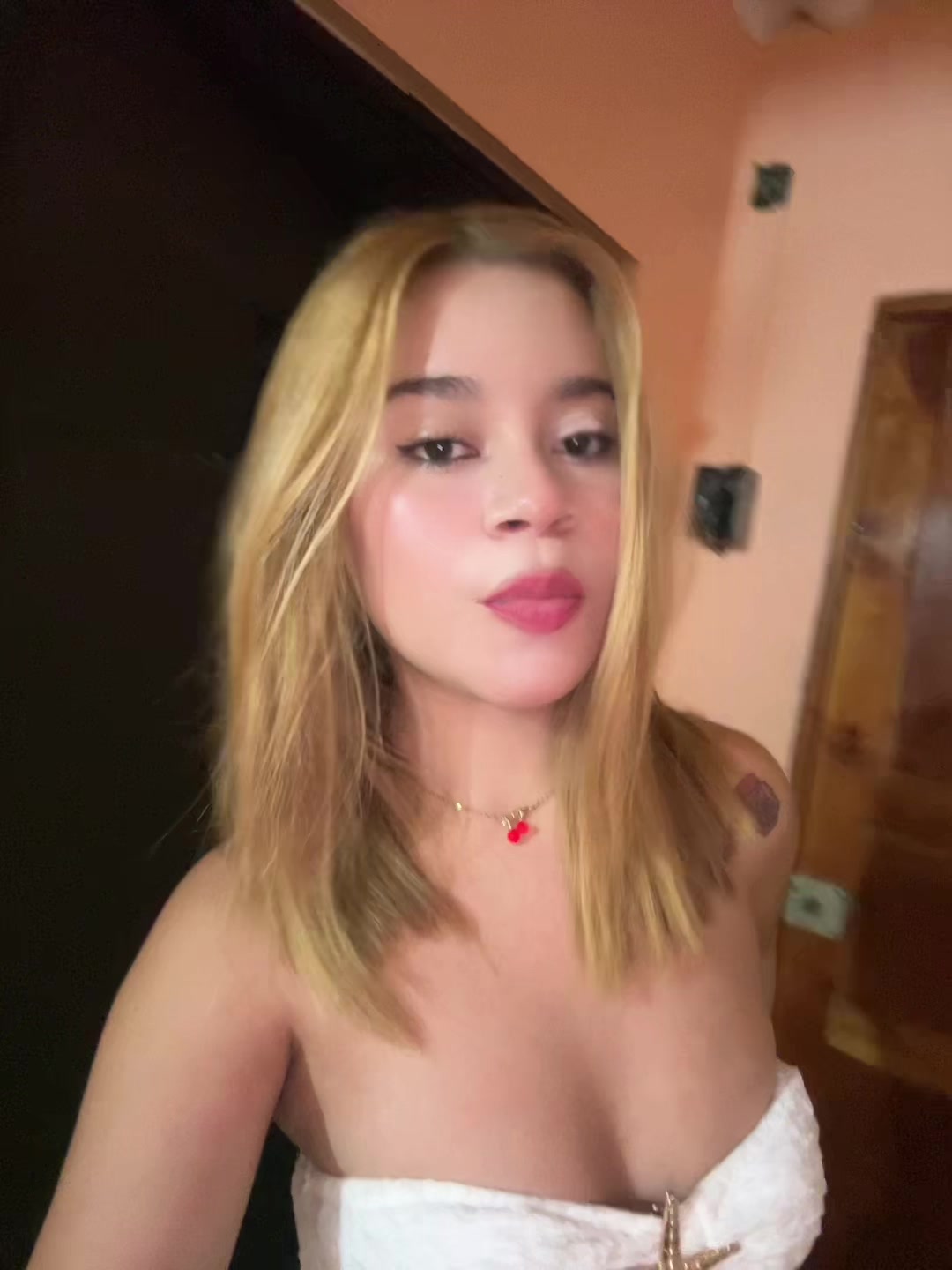 @Roxana