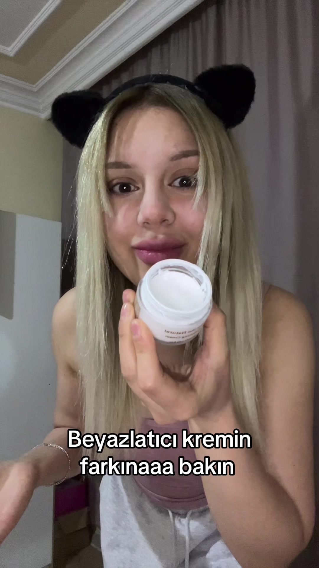 @Eceeresmi