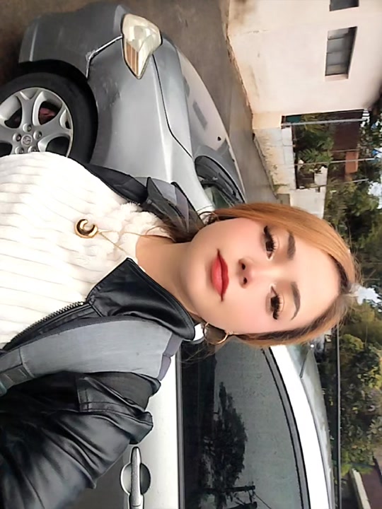 @iamlittle_
