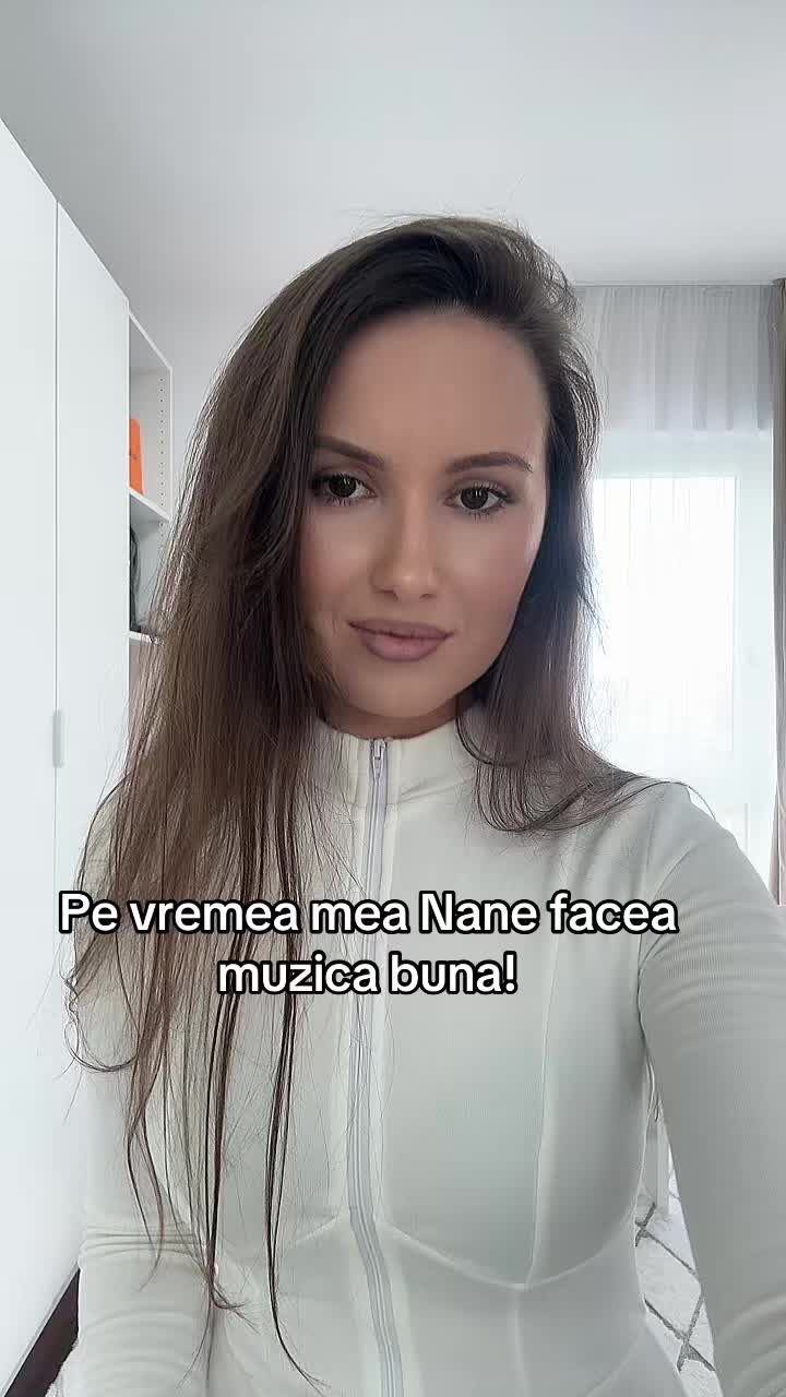@Marina Adriana