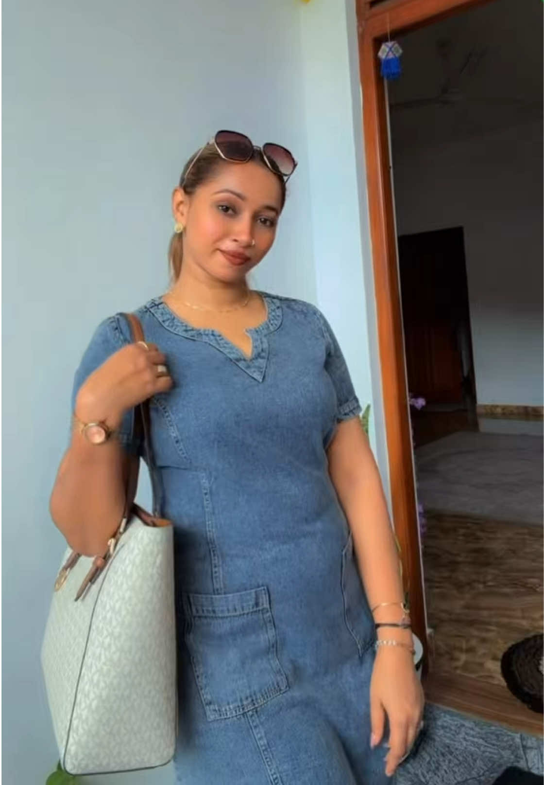@Kaushi_Raj