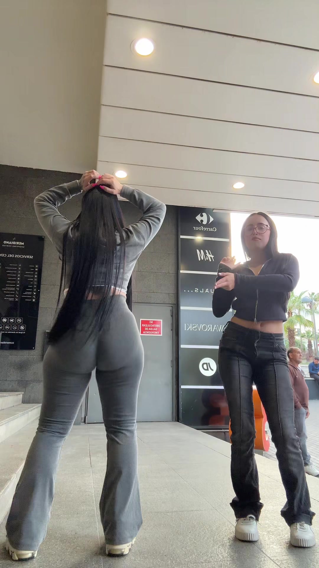@lauraa18.2