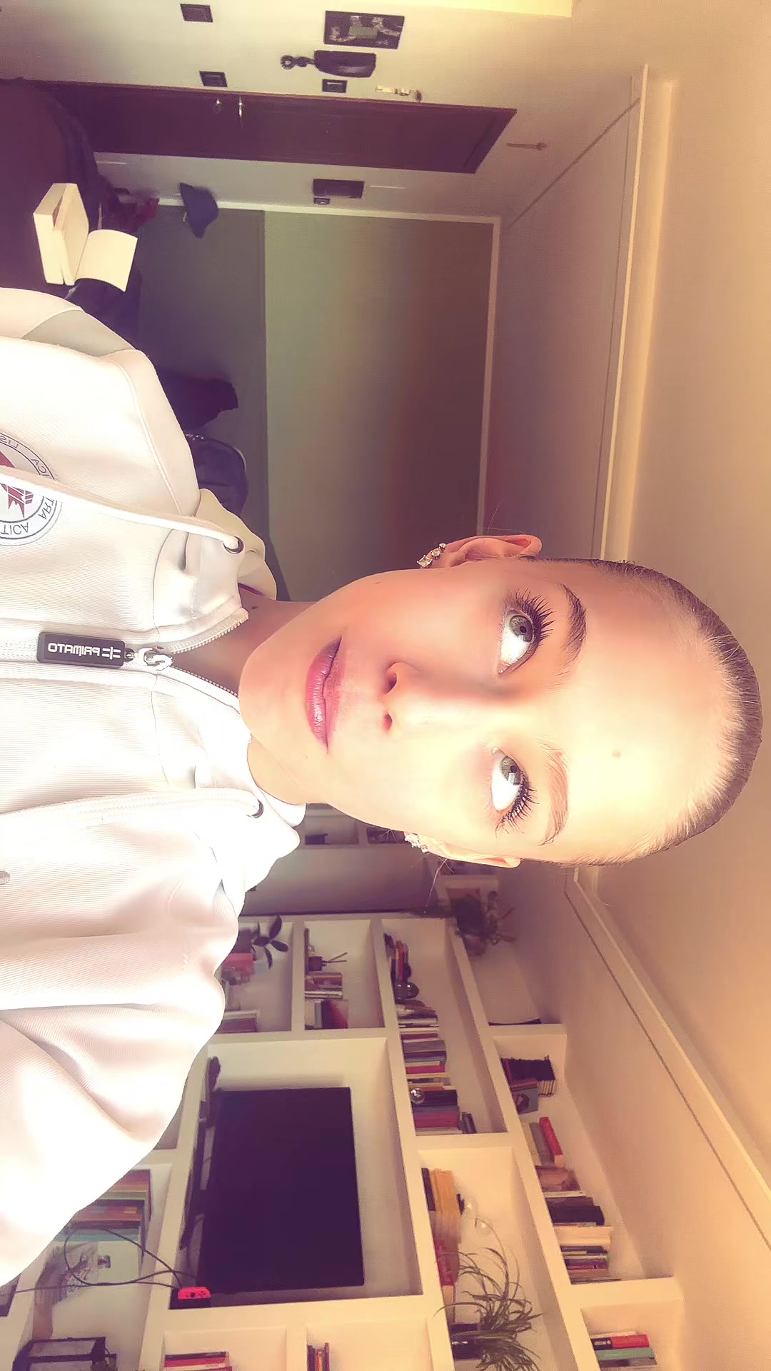 @👧🏼🎀🪩