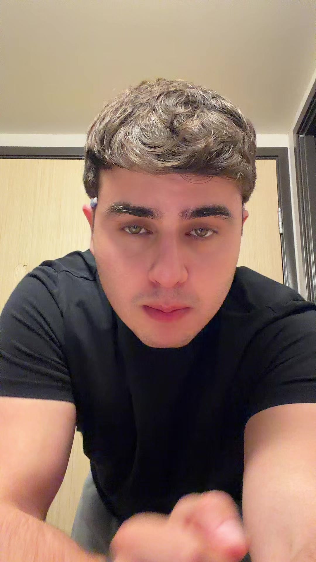 @GOODBOY🐣