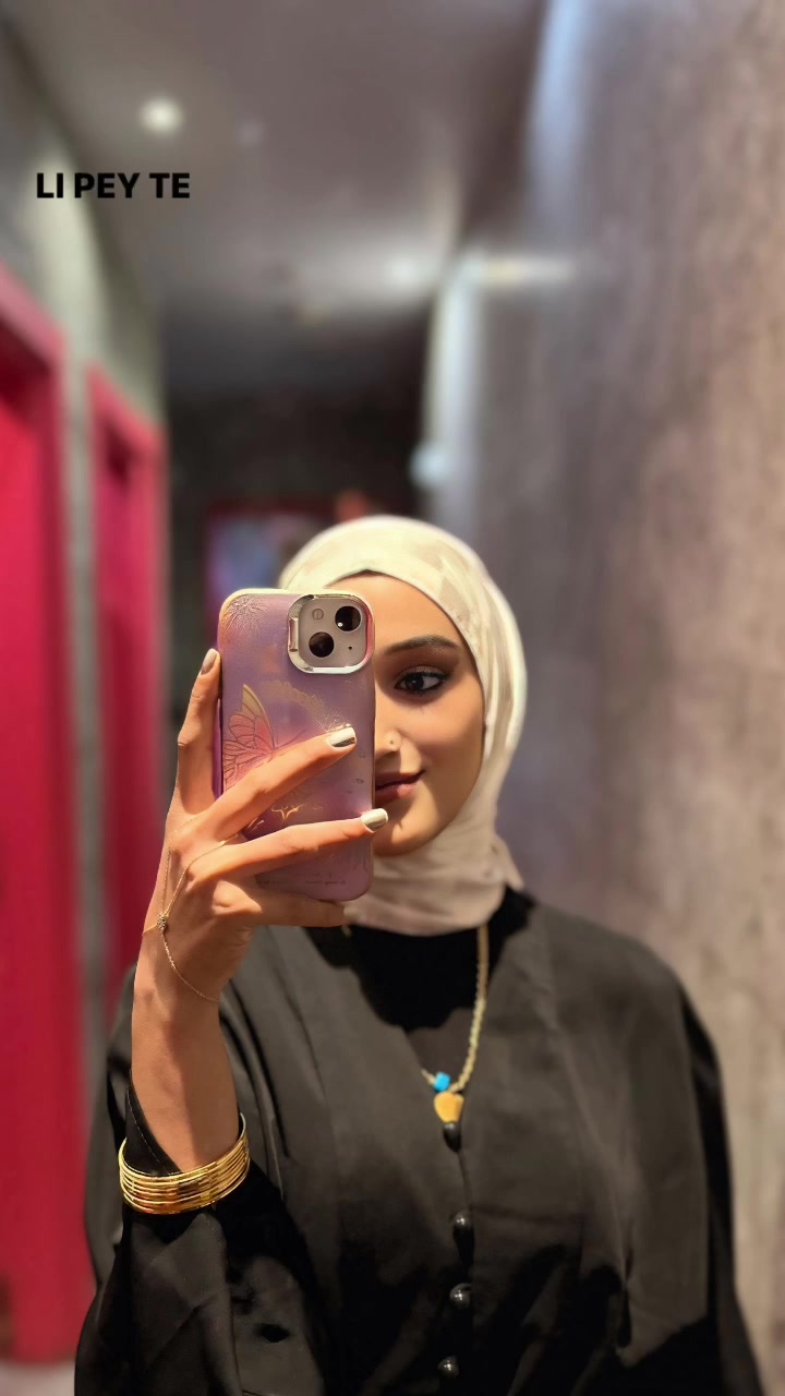 @𝓗𝓮𝓵𝓲𝓷𝓷