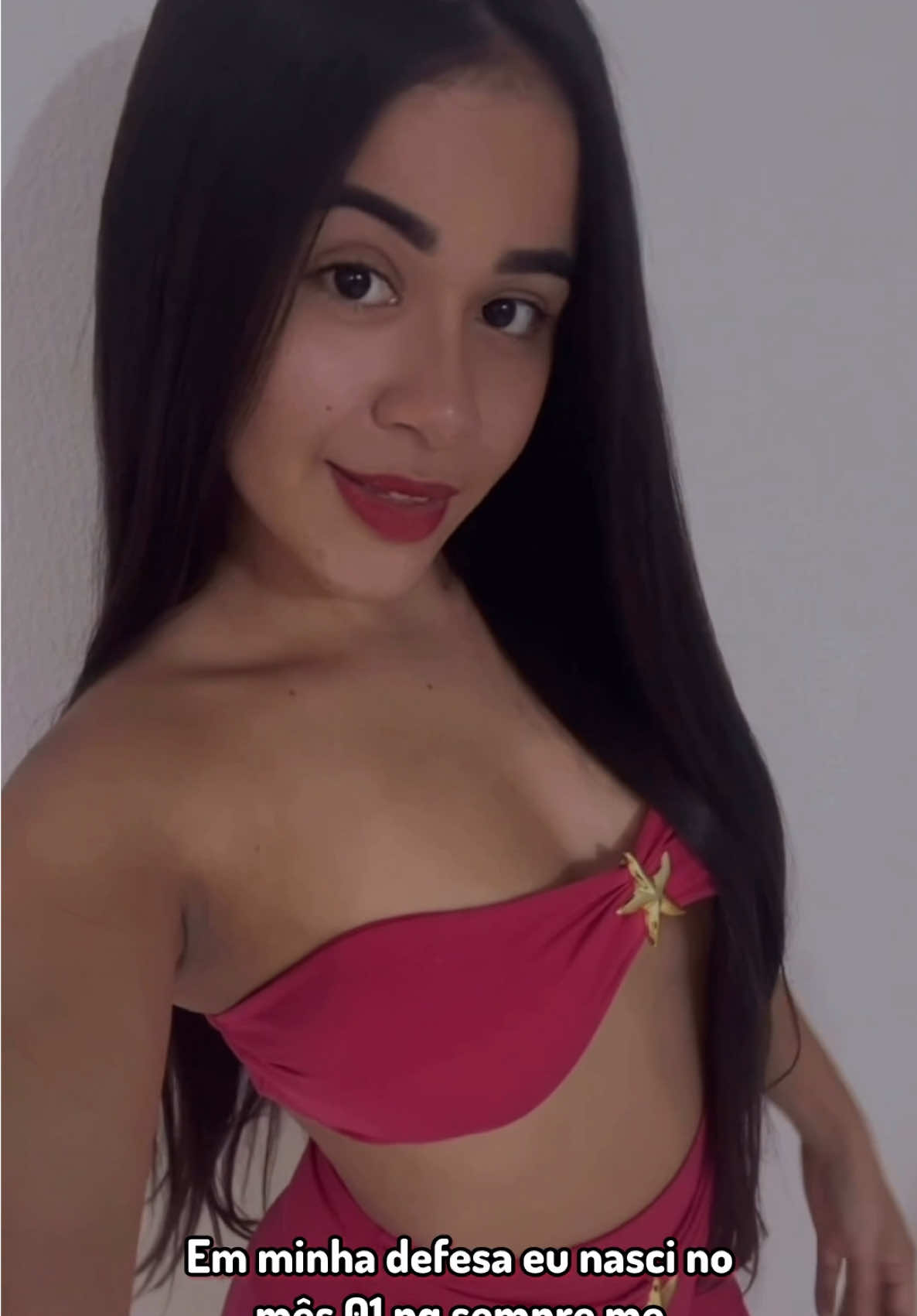 @Vitoria Larissa