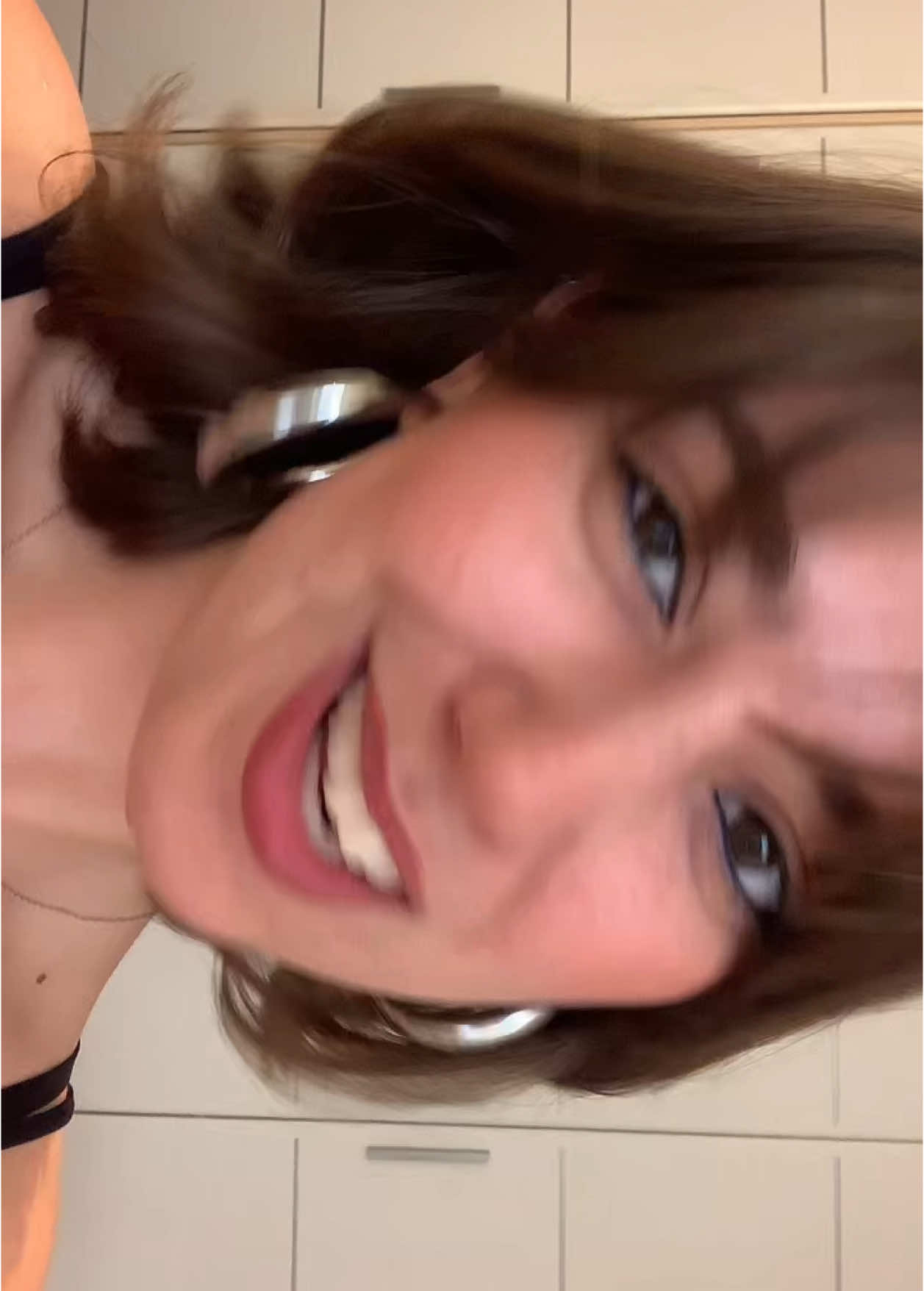 @Que_va