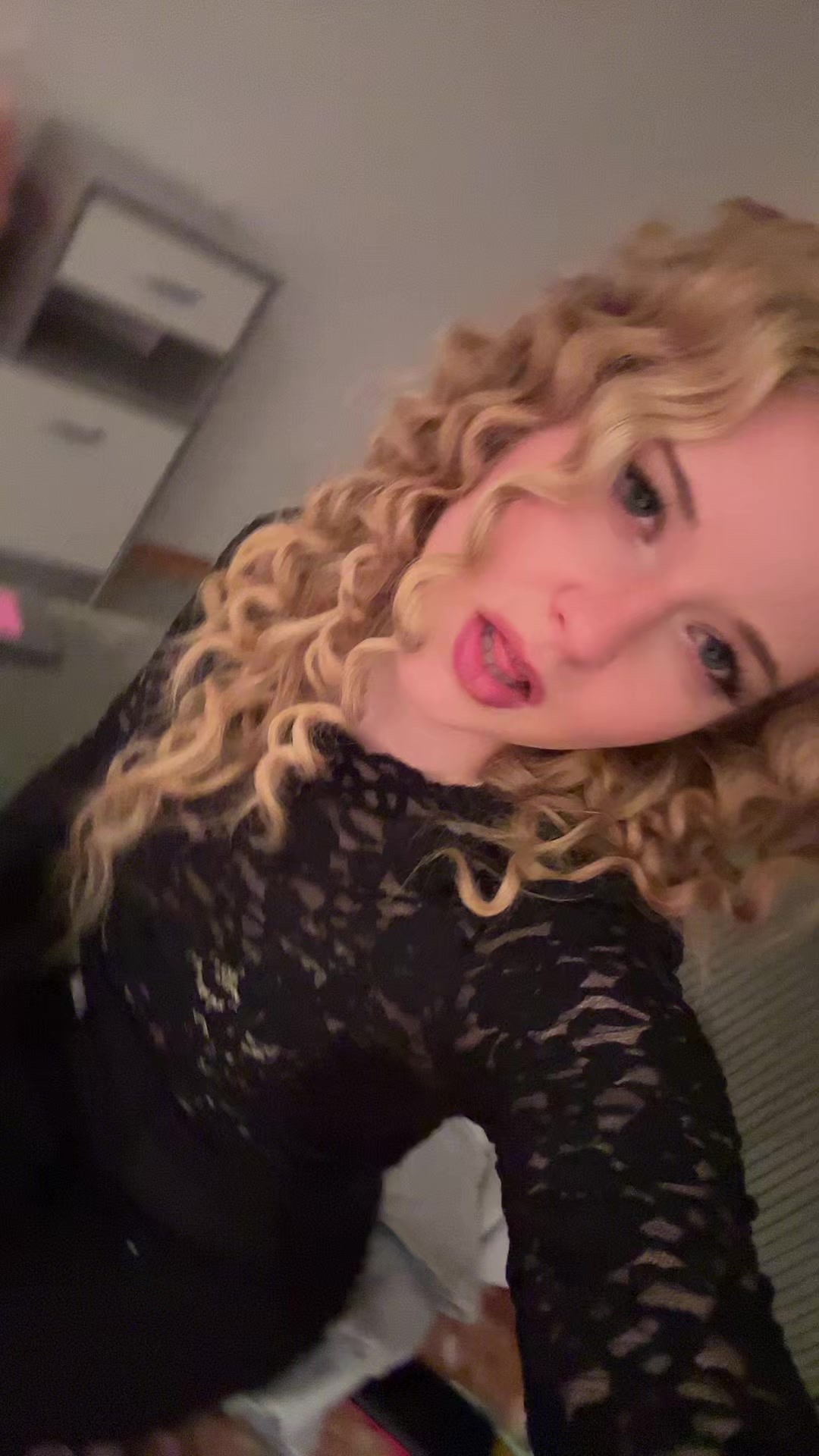 @YourDreamWife