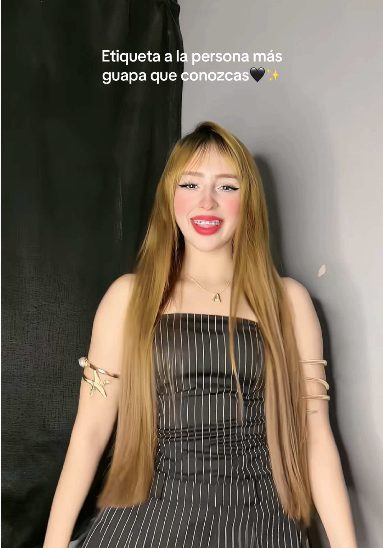 @𝑨𝒏𝒂𝒉𝒊 𝑹𝒆𝒚𝒏𝒂☺︎