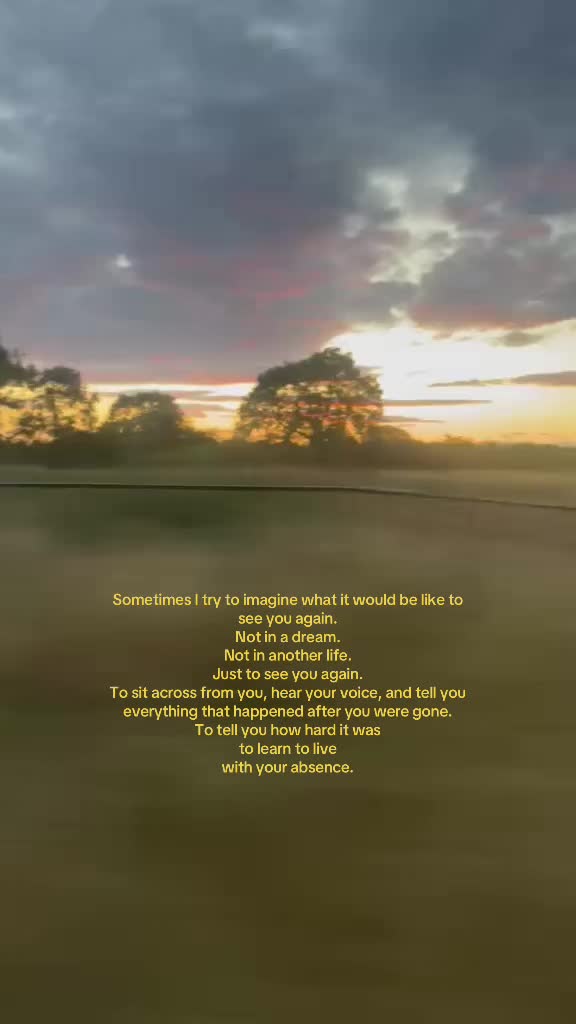 @EmmaMofficial