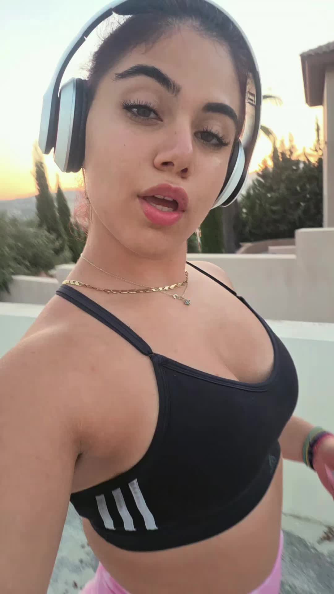 @🌺