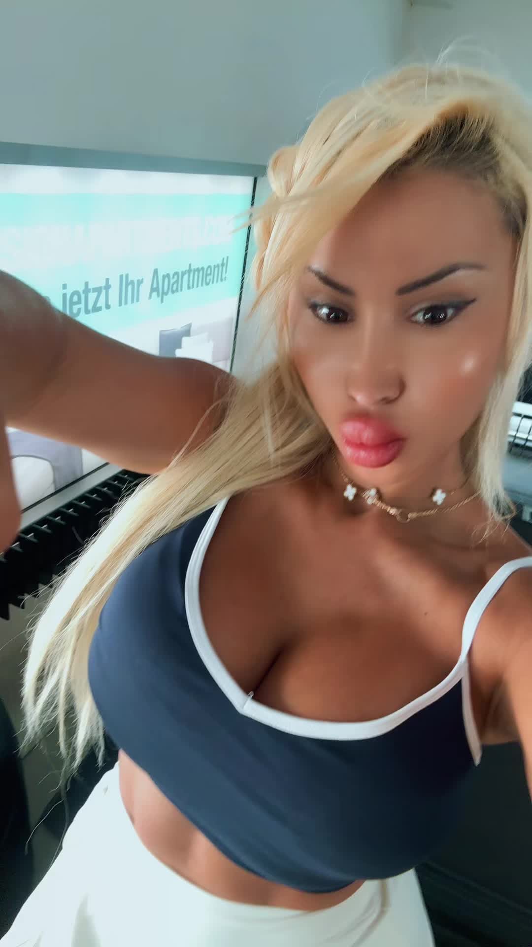 @lau_fit200