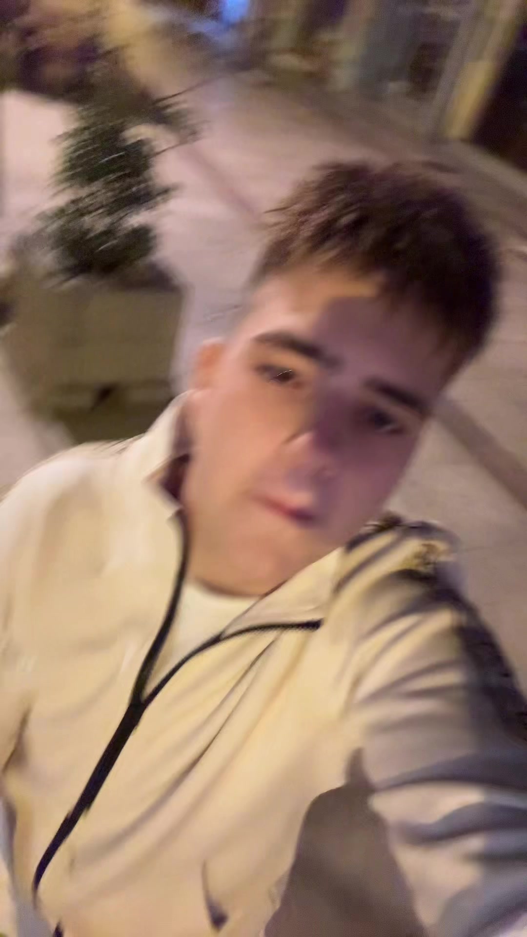 @Arhot