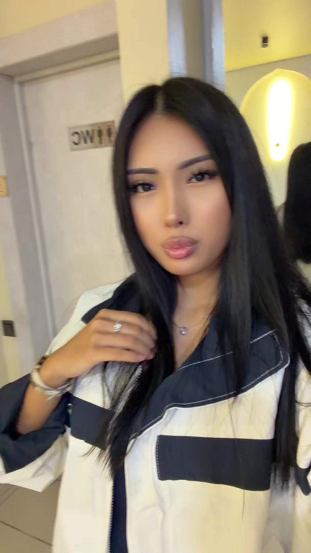 @Markiza018