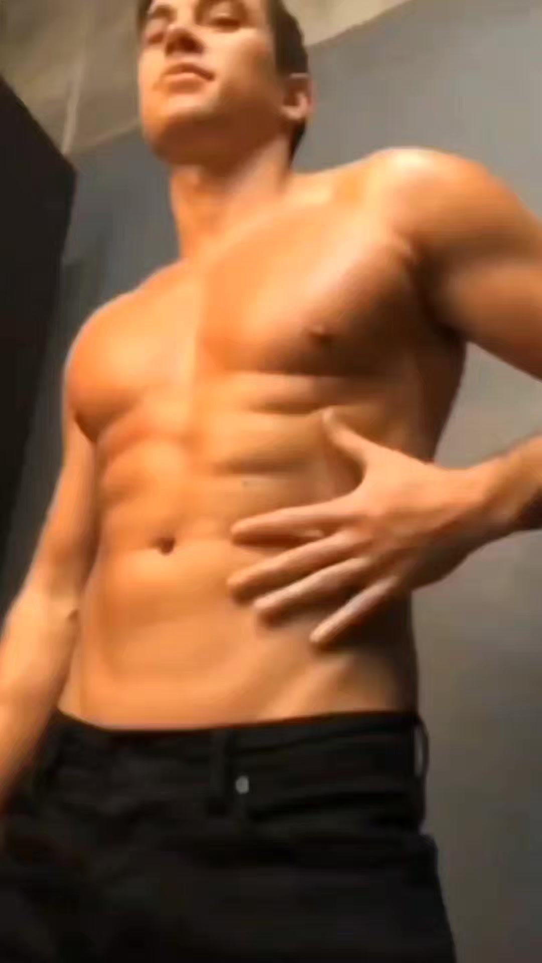 @SB04😇
