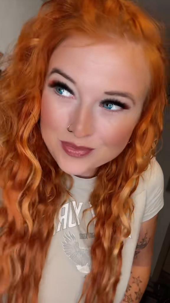 @Fynixia 🦊Fuchsi🦊
