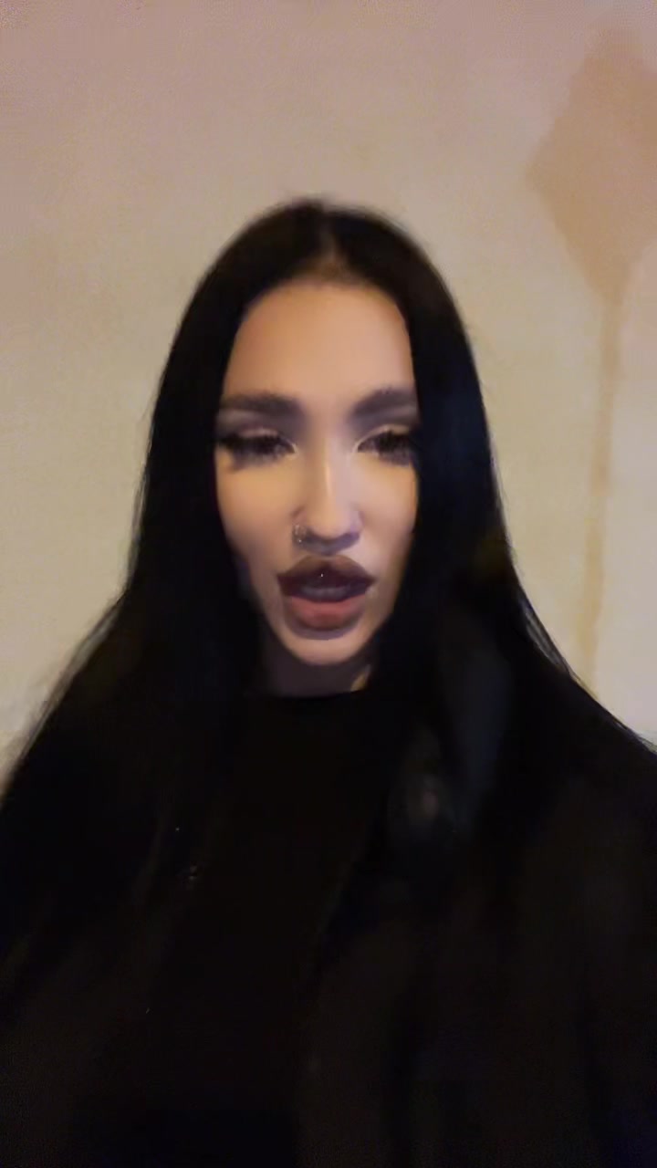@Кошка