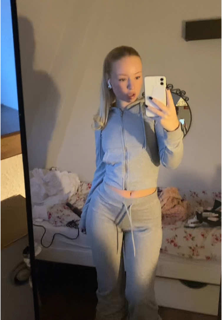 @sabiniakk