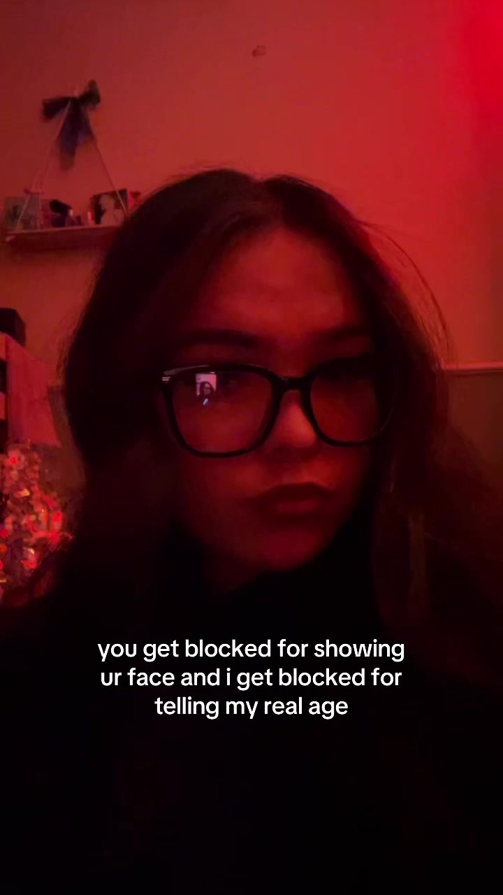 @lola