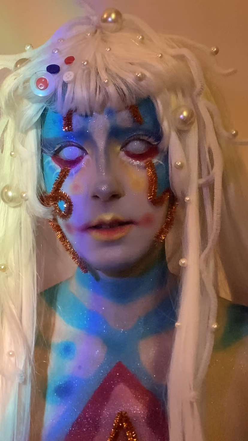 @adragfullofwhimsy
