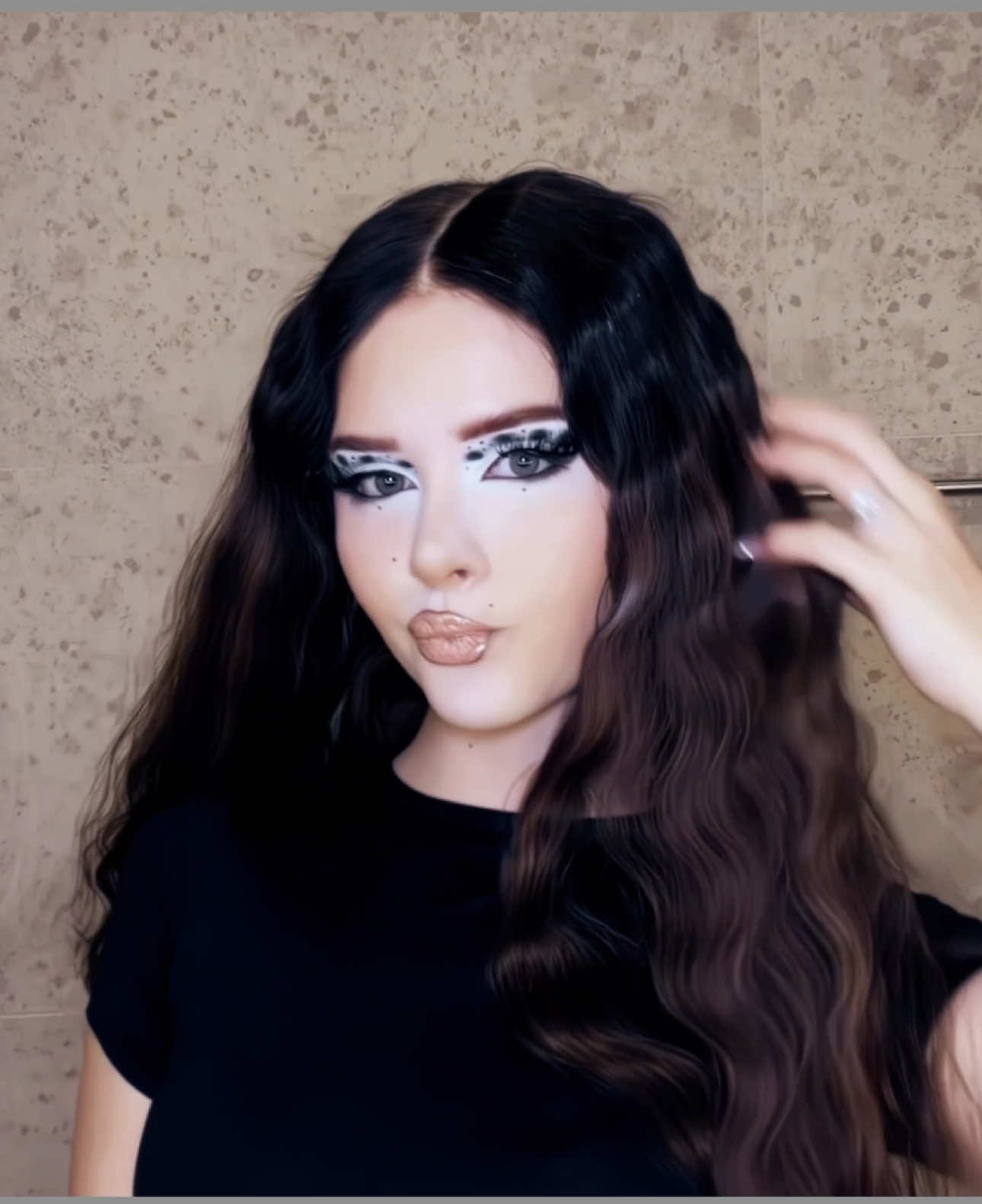 @𝐧𝐢𝐢𝐤𝐚