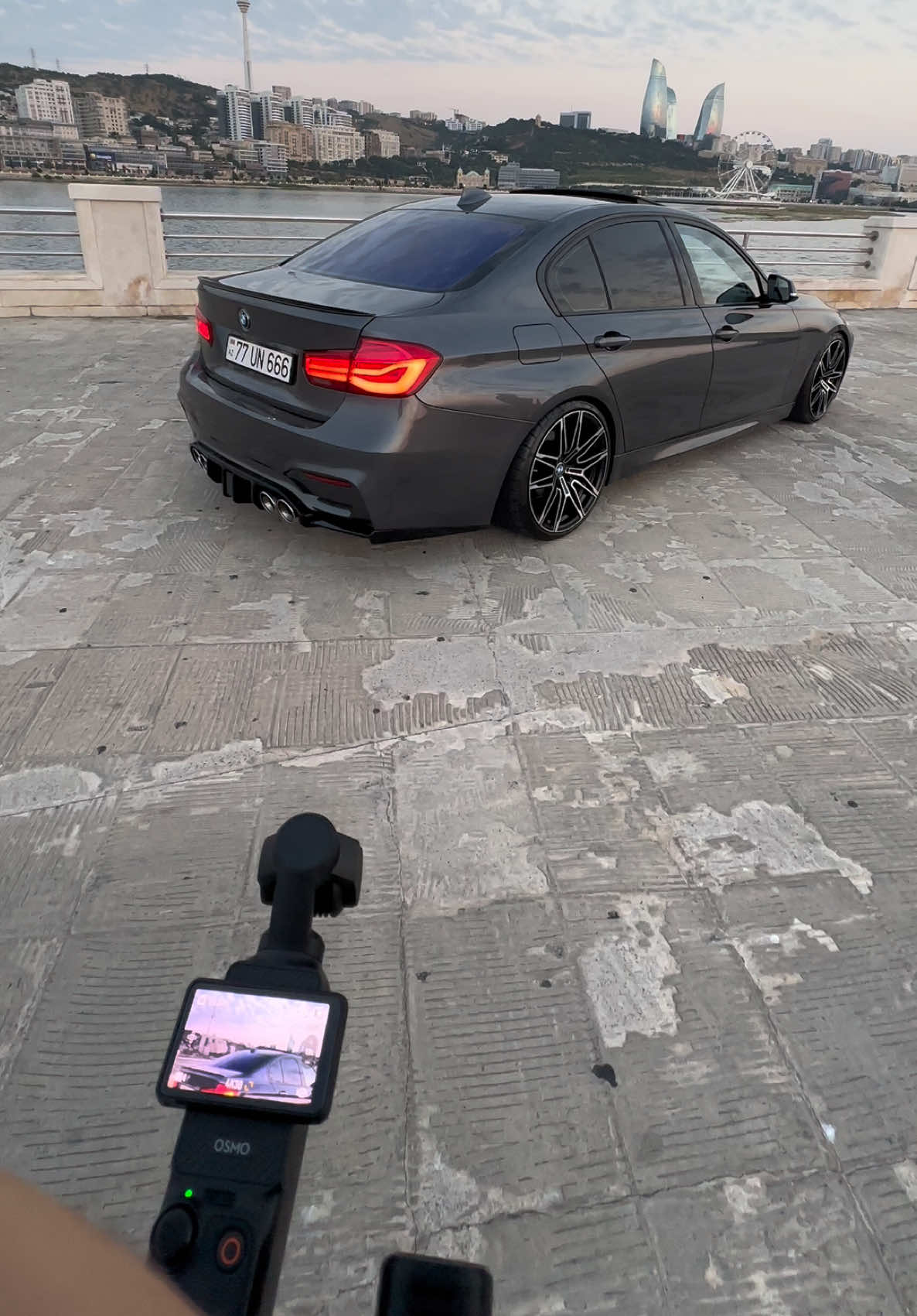 @VIDEOGRAPHER