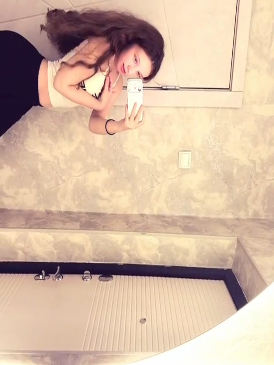 @𝒌𝒂𝒕𝒆𝒓𝒊𝒏𝒂😻