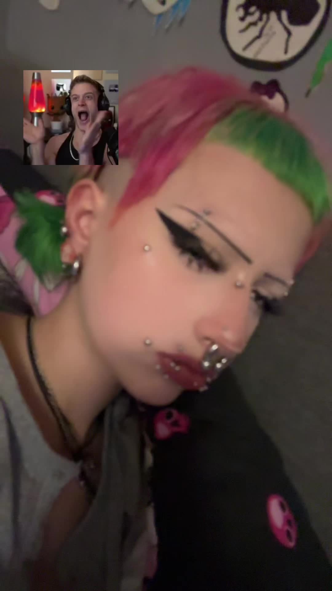 @☢︎