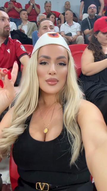 @Tina Do🇦🇱🇩🇪