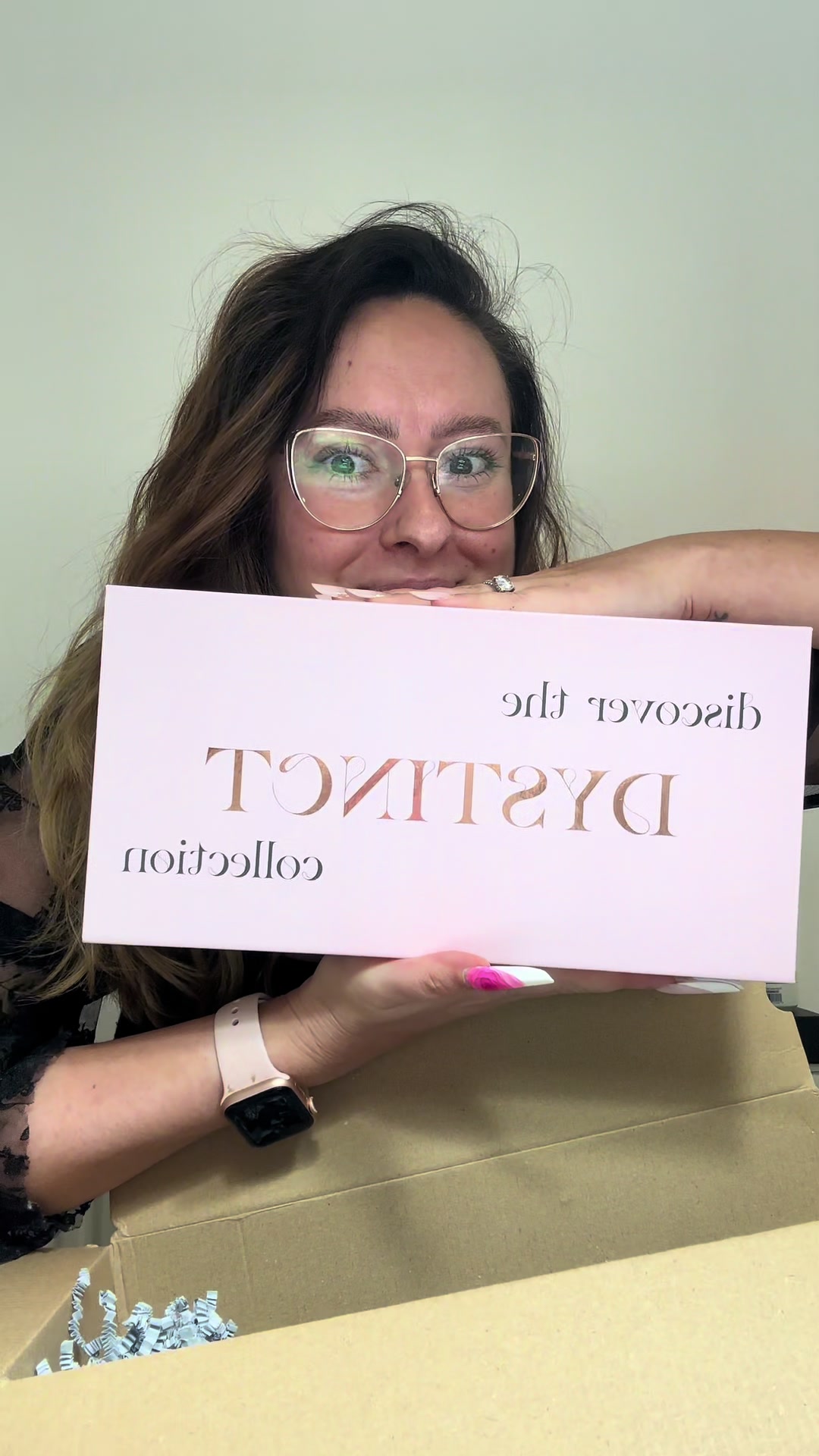 @Oana Cimponerescu.Nail Trainer
