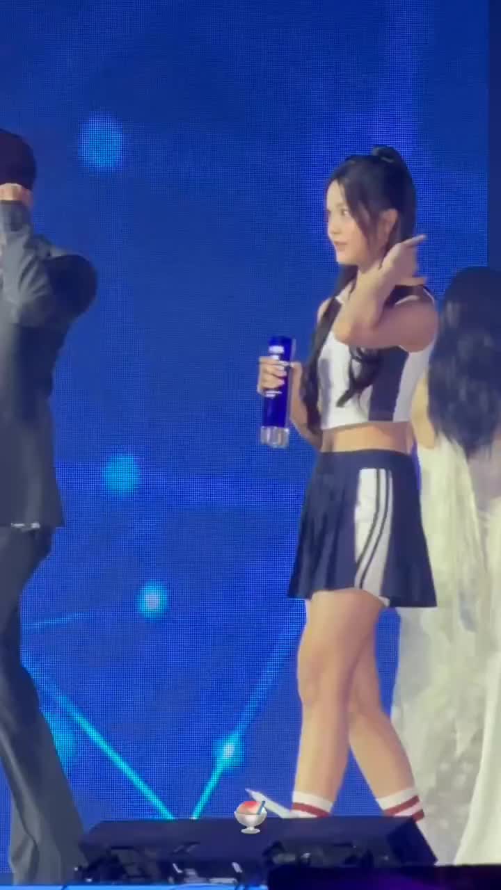 @𝐥𝐞𝐞𝐦𝐞𝐧𝐜𝐡🍓