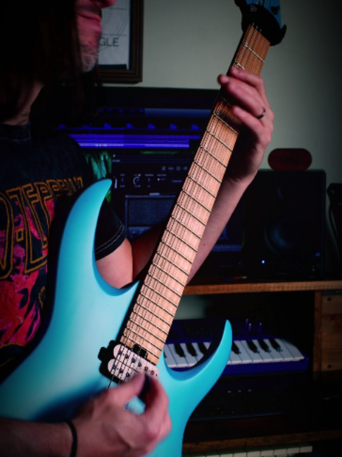 @Taylor Aguirre | Guitarist ஃ