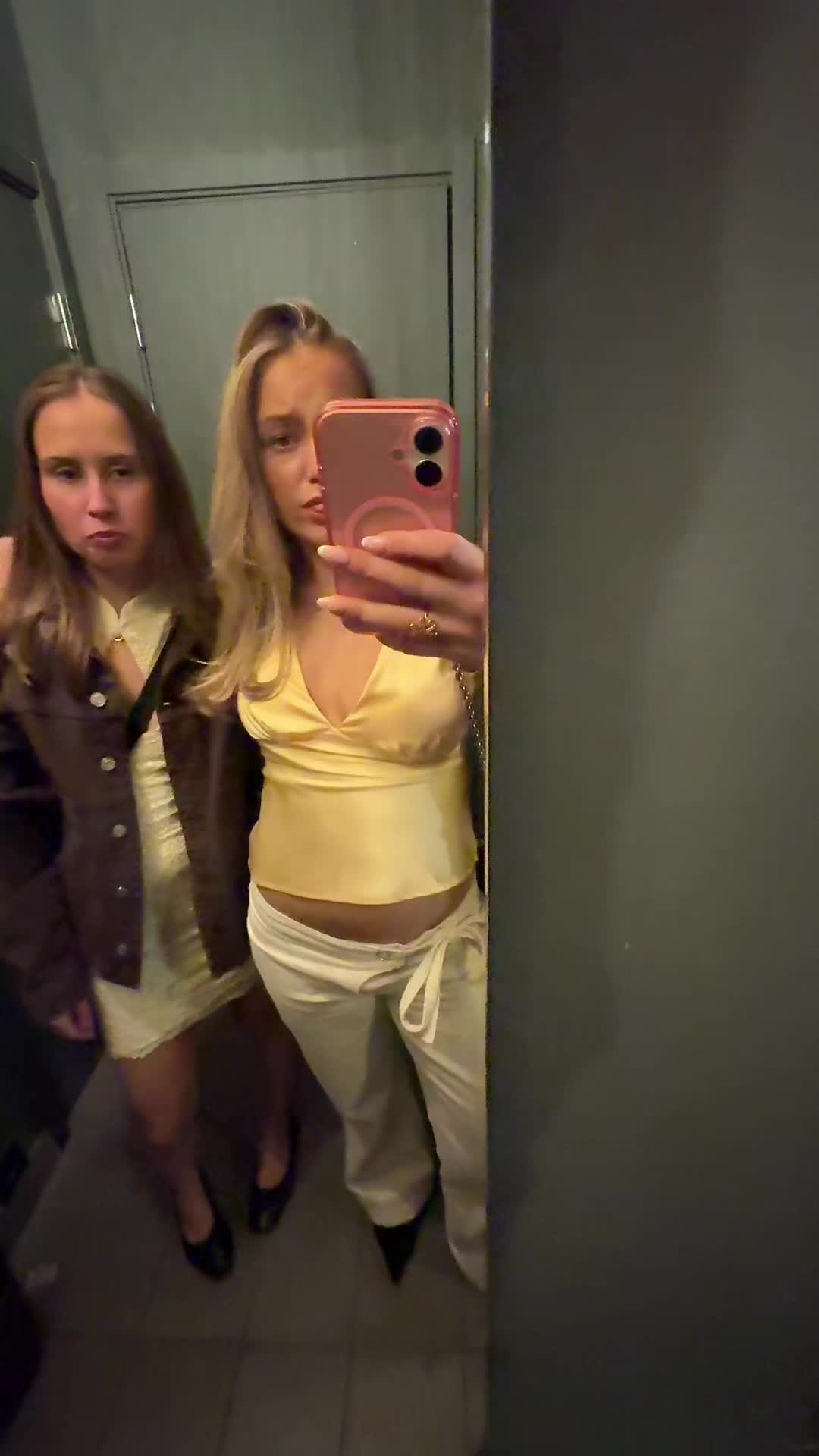 @Julia🤍