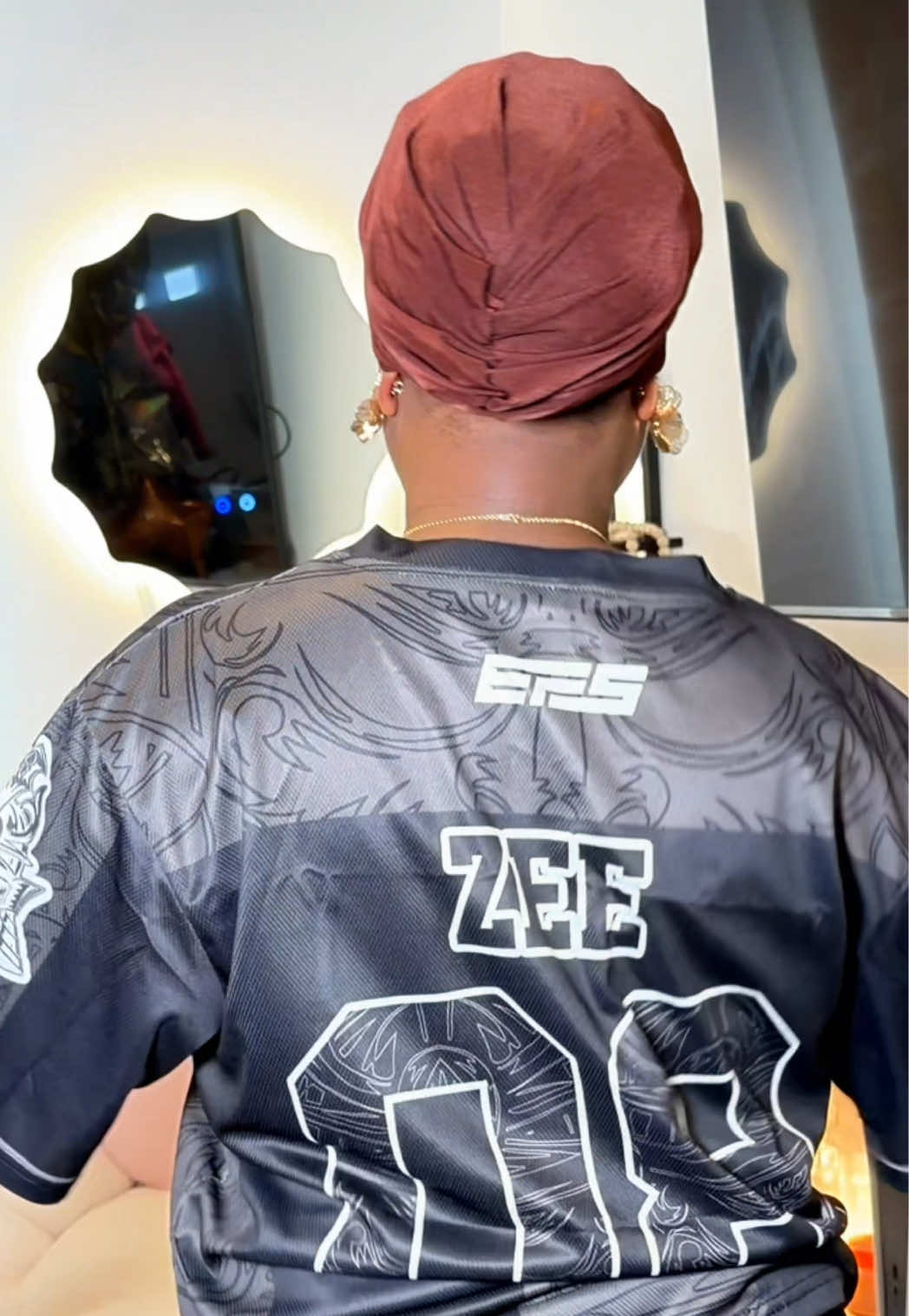 @Zee 🤍