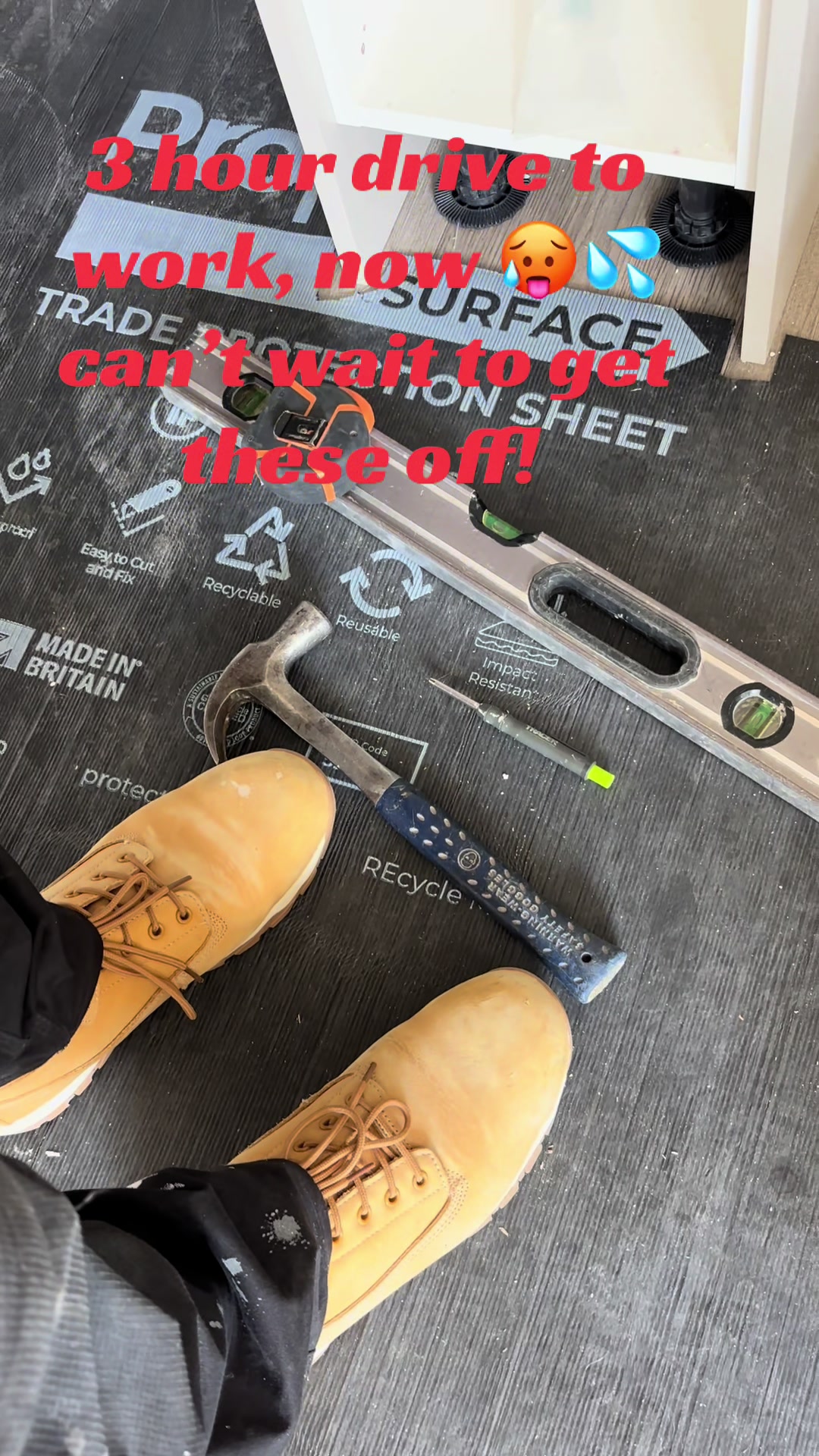 @Big foot carpenter