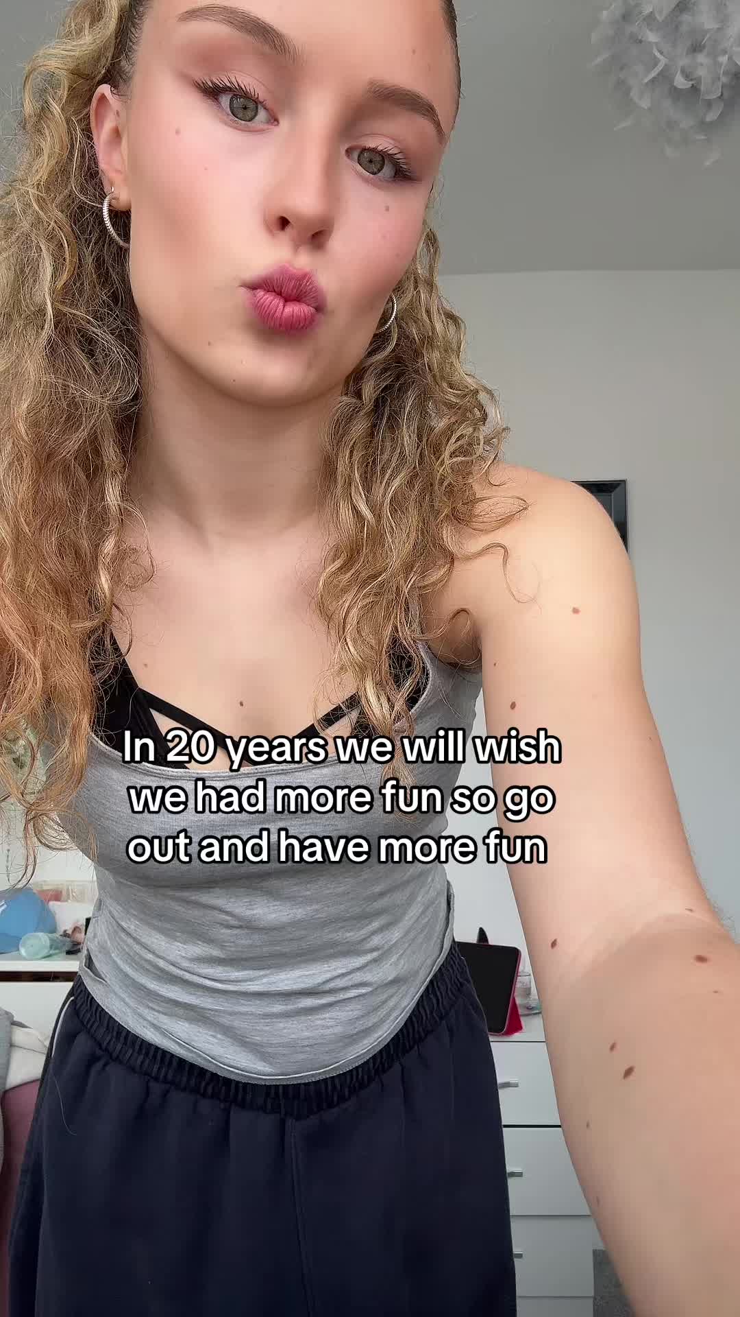 @Tia